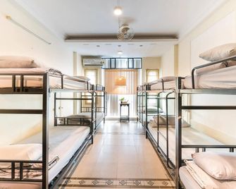 Vitamin Smiles Hostel - Ho Chi Minh City - Bedroom