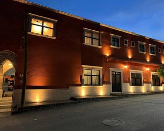 Hotel Posada Real - Lagos de Moreno - Gebouw