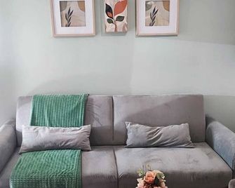 L Échappée Verte Souplex Paisible Tout Confort et Bien Équipé - Le Mée-sur-Seine - Sala de estar