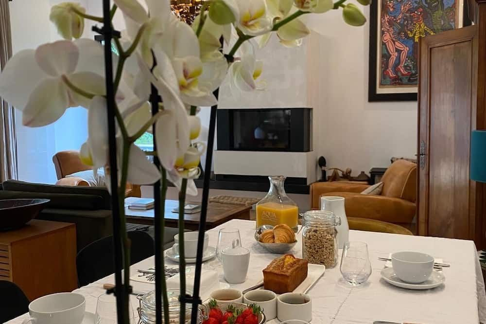 Chambres D'hotes En Aparte - Toulouse - Matsal