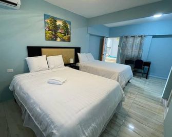 Ocean View Beach Hotel - Ocho Rios - Schlafzimmer