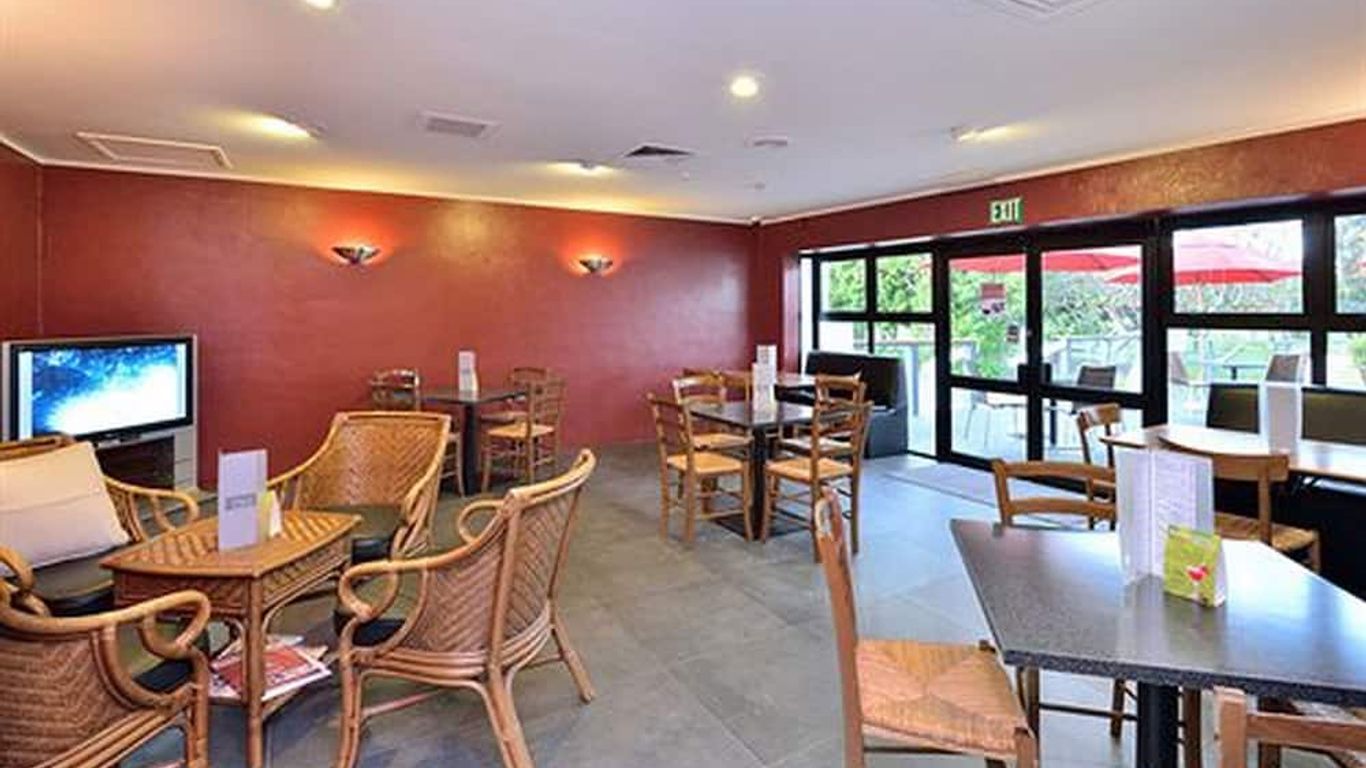 Manukau Hotel & Conference Centre