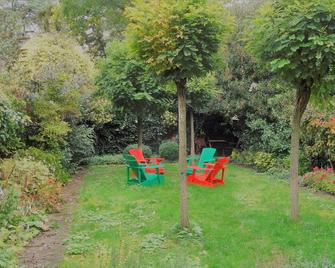 بوتيك هوتل سيكامور آت فيلا بارك - إيندهوفين - شرفة مرصوفة