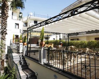 Hotel Villa Luisa - Pozzuoli - Balkon