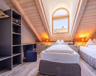 The Guesthouse by The Hey Hotel - Interlaken - Bedroom