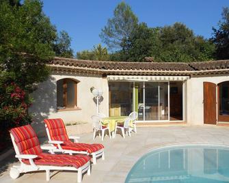 Villa Avec Piscine Privative Et Exclusive Avec Parking - Roquefort-les-Pins - Piscine