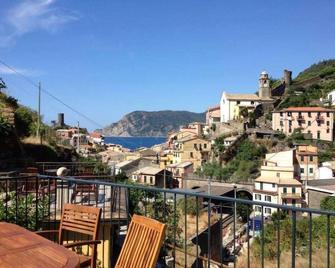 Camere Giuliano basso - Vernazza - Balkon