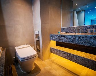 Gloucester Hotel Jeju - Ciudad de Jeju - Baño