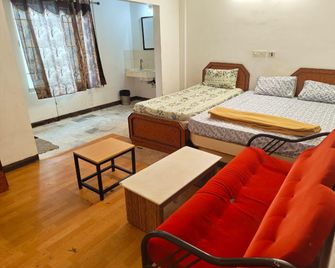 Hotel Honeymoon Inn - Tiruppur