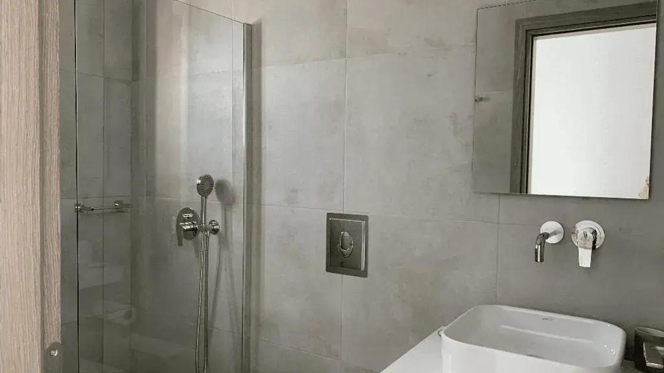 Sonio Beach - Que Bella Collection