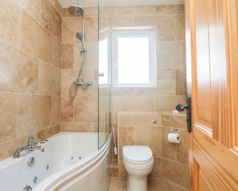 Boslow - Lands End - Baño