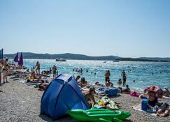 Apartments Karneol - Biograd na Moru - Strand