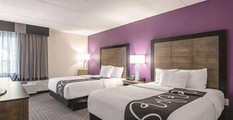 La Quinta Inn & Suites by Wyndham Portland - Portland - Slaapkamer