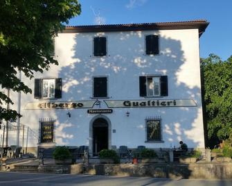 Albergo Ristorante Gualtieri - Barberino di Mugello - Edificio
