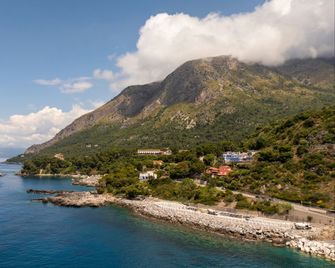 Il Santavenere - Maratea - Bygning