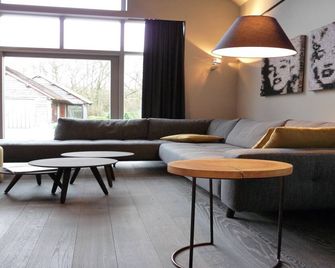 Cozy Holiday Home In Aalter Near Lake - Aalter - Salon