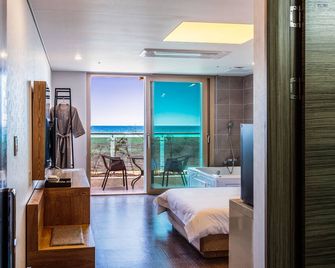 Sea Stay Hotel - Jeju City - Κρεβατοκάμαρα