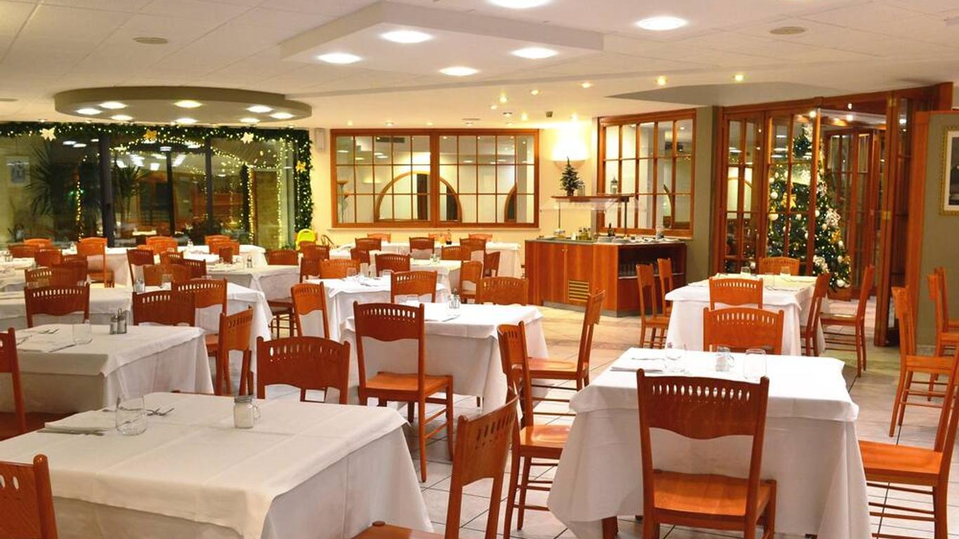 هوتل كولوني - علي هوتلز