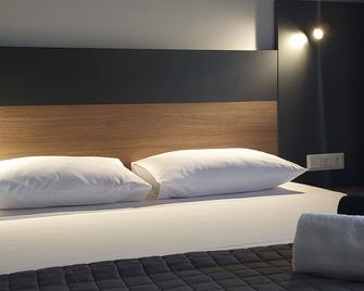 Elizabeth Queen Luxury Rooms - Paralia - Sypialnia