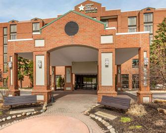 Extended Stay America Premier Suites - Cleveland - Independence - Independence - Building