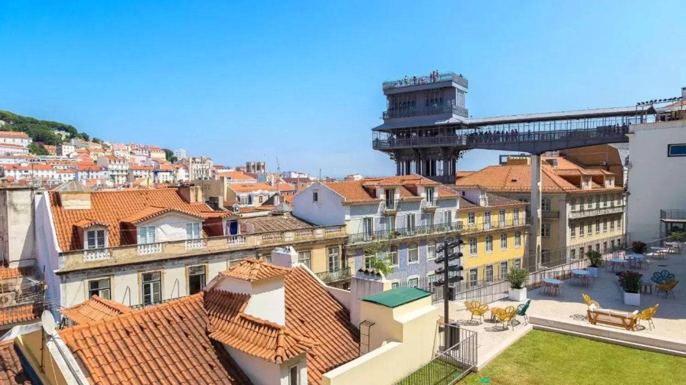 Living Lounge Hostel