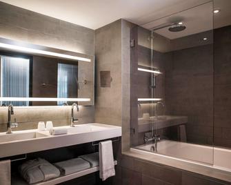 Pullman Paris Tour Eiffel - Paris - Phòng ngủ