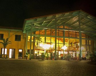 Hotel des Pirates - Dolancourt - Bâtiment