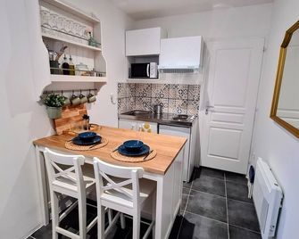 Charming Studio in the Heart of Sens /near Station - Sens - Keuken