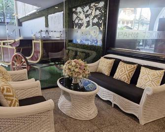 Town In Town Garden Resort - Bangkok - Lounge