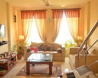 Frangipani Dehiwela - Dehiwala-Mount Lavinia - Living room