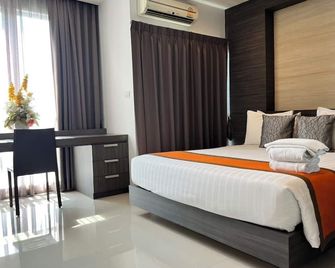 Crystal Suites Suvarnbhumi Airport - Bangkok