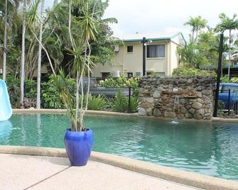 Bohemia Resort Cairns - Cairns - Pool