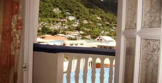 The Downtown Hotel - Soufrière - Balcony