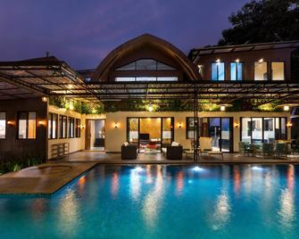 Villa Midori - Puncak - Pool