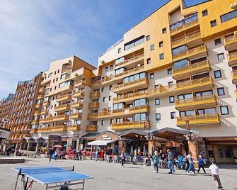 Vanoise 751 by Interhome - Les Belleville - Building