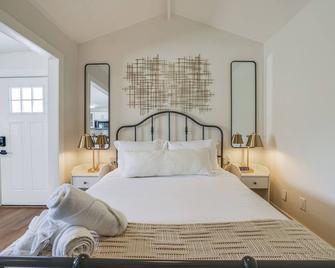Charming Chandler Retreat w/ Furnished Patio! - Chandler - Bedroom
