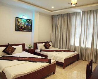 Tan Truong Son Hotel - Dong Hoi - Habitación