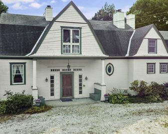 South Shire - Bennington - Edificio