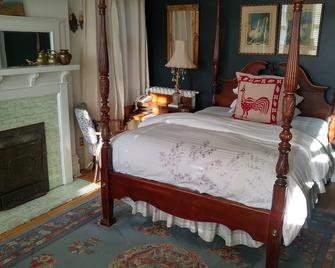 Ashbury House B&B - Ottawa - Bedroom