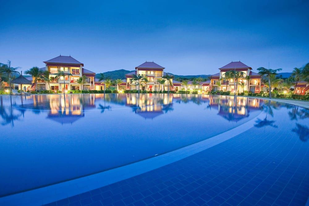 تاماسا بل أومبري - بيل اومبر - حوض السباحة