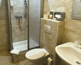 Concorde Hotel Ascot - Düsseldorf - Baño