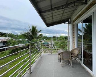Pilot Hotel - Alaminos