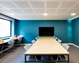 Highfield House - Dublin - Meeting room