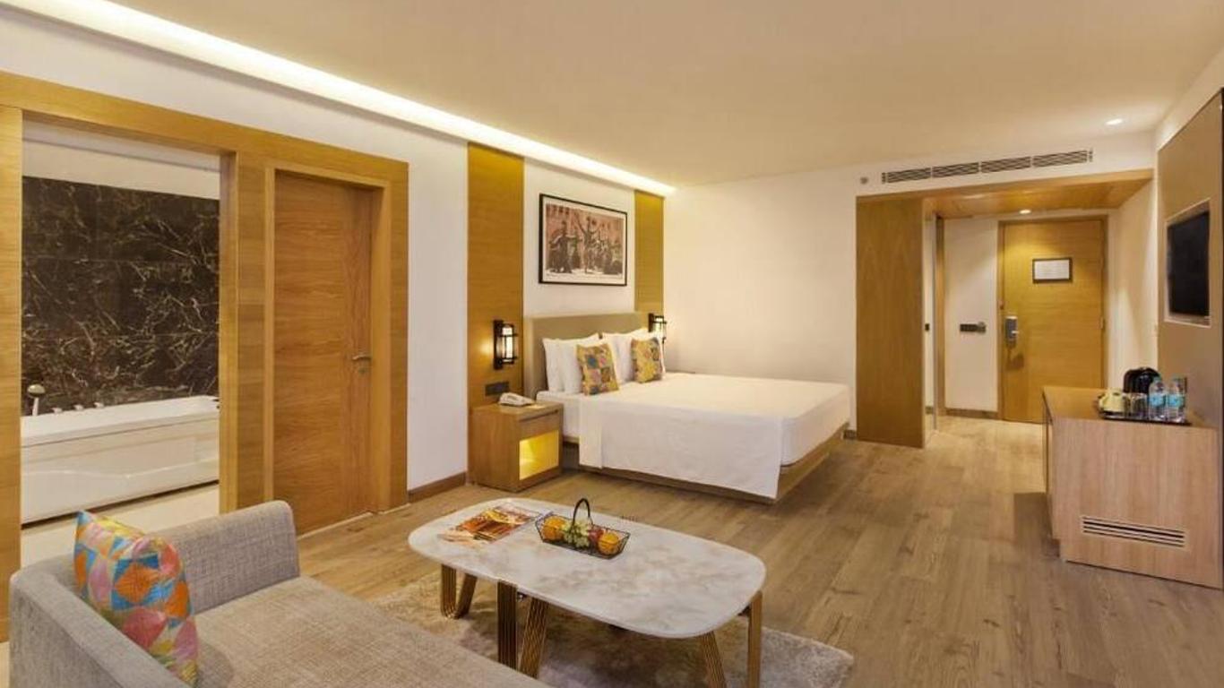Country Inn Premier Amritsar - 10 min drive from Golden Temple