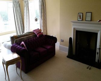 The Brownlow - Leighton Buzzard - Wohnzimmer