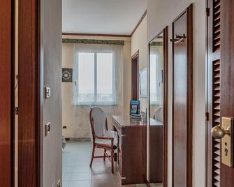 Hotel Tornese - Cecina - Living room