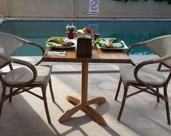 Adonis Hotel Marmaris - Marmaris - Balcony