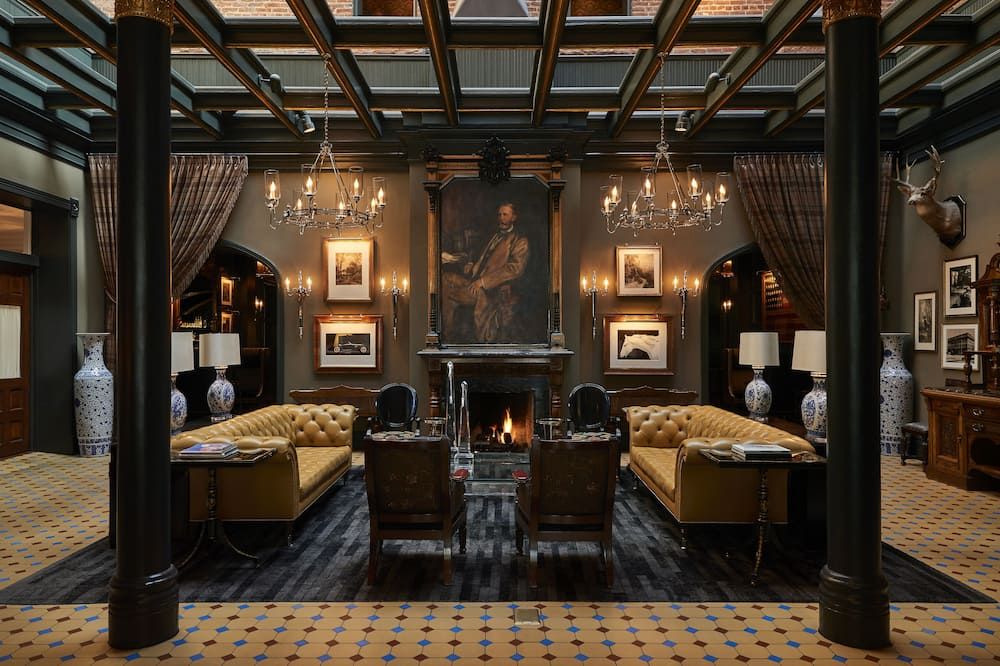 هوتل جيروم، أوبيرج كوليكشن - اسبين - ردهة