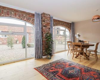 Pipistrelle Cottage - Driffield - Dining room