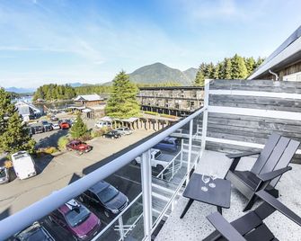 Tofino Resort and Marina - טופינו - מרפסת